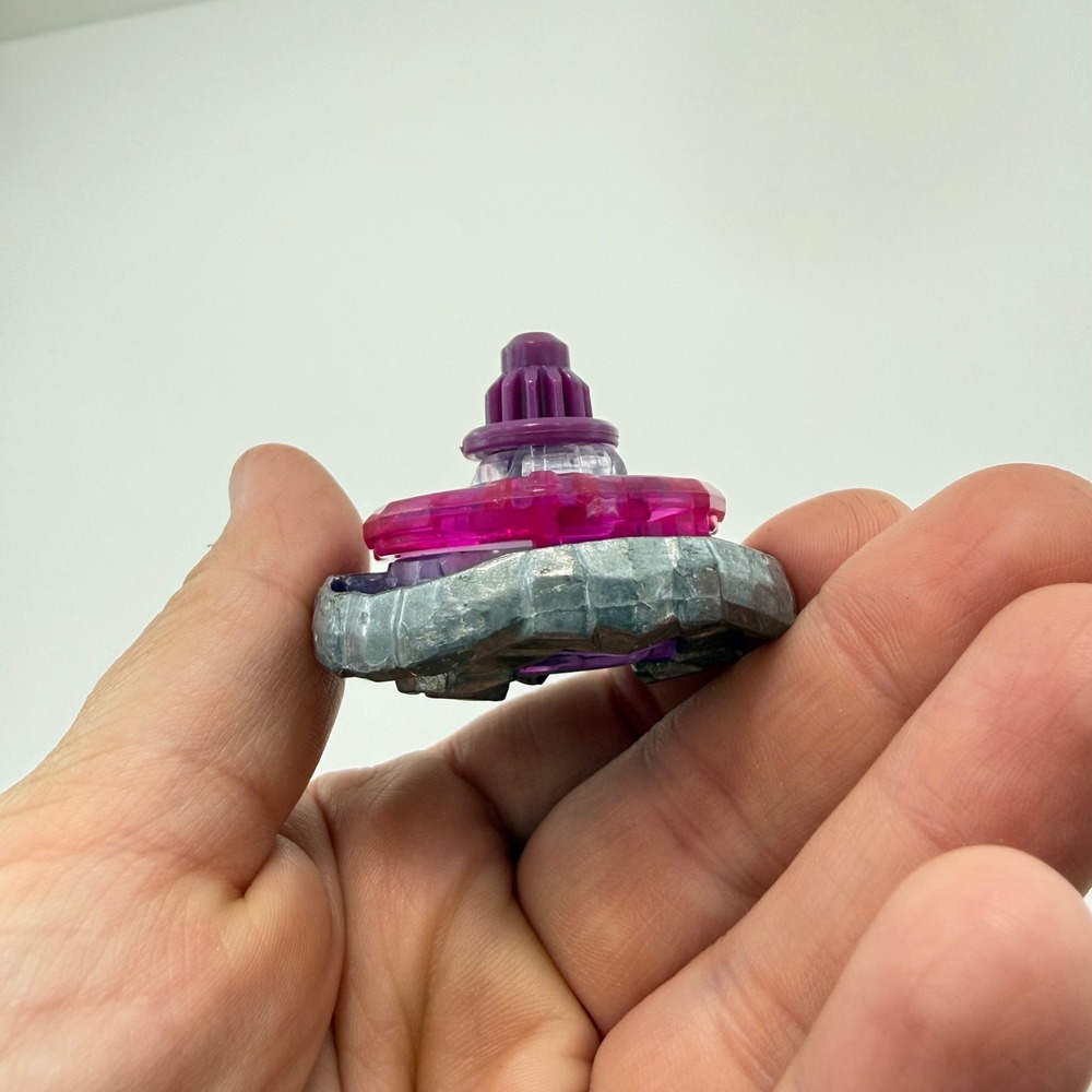 Purple Knight Shield 5-80T Beyblade BX-20 Takara Tomy Beyblade X - Picture 4 of 6